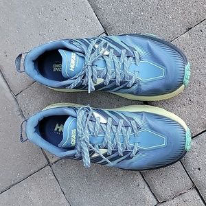 Hoka one one Speedgoat 4